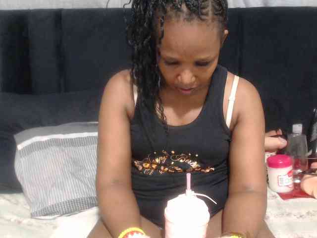Sheila80 webcam