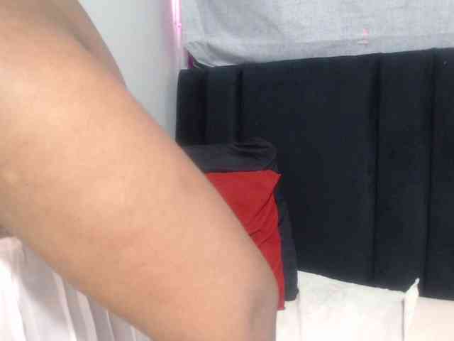 Sheila80 webcam