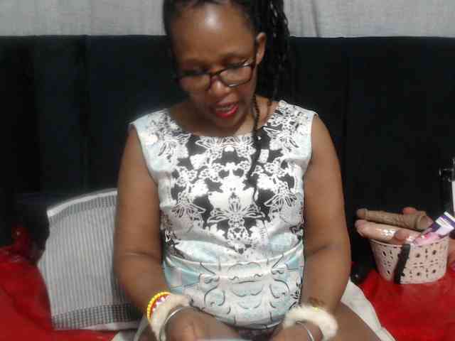 Sheila80 webcam