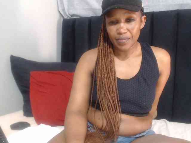 Sheila80 webcam