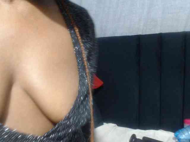 Sheila80 webcam