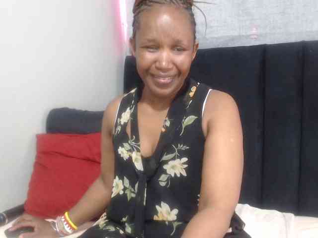 Sheila80 webcam