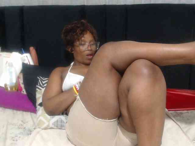 Sheila80 webcam