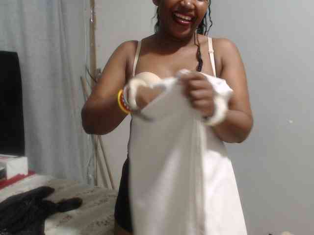 Sheila80 webcam