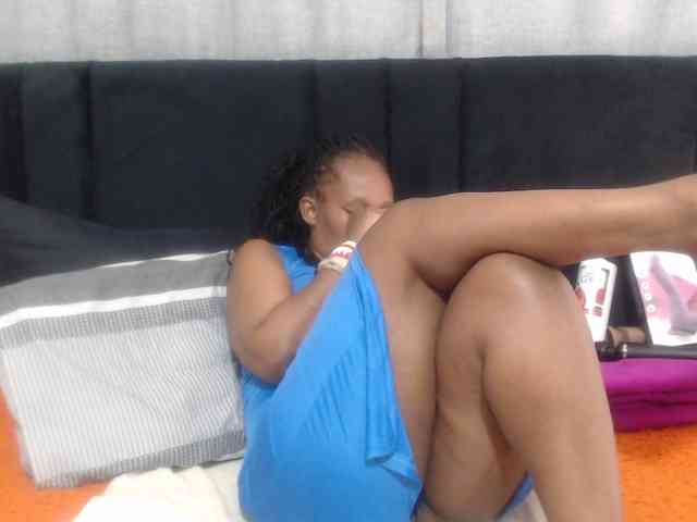 Sheila80 webcam