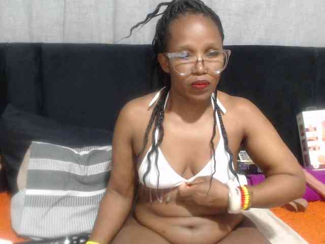 Sheila80 webcam