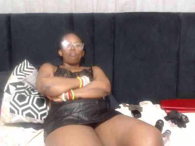 Sheila80 webcam