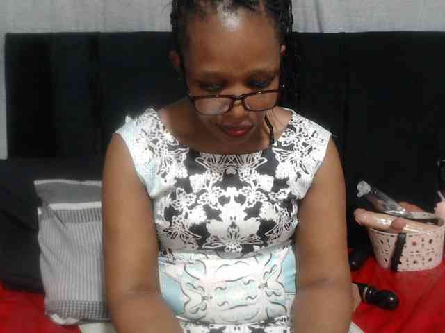 Sheila80 webcam