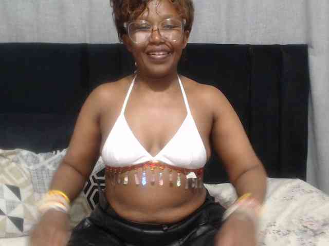 Sheila80 webcam