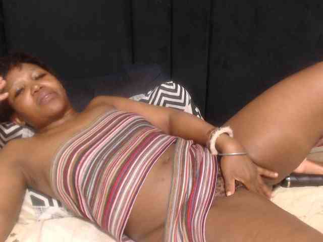Sheila80 webcam