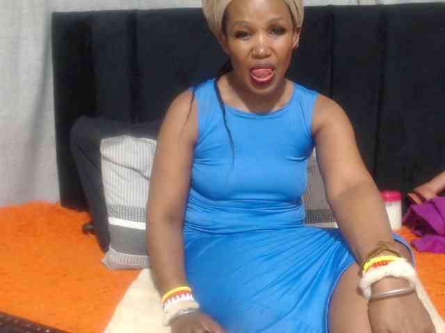 Sheila80 webcam