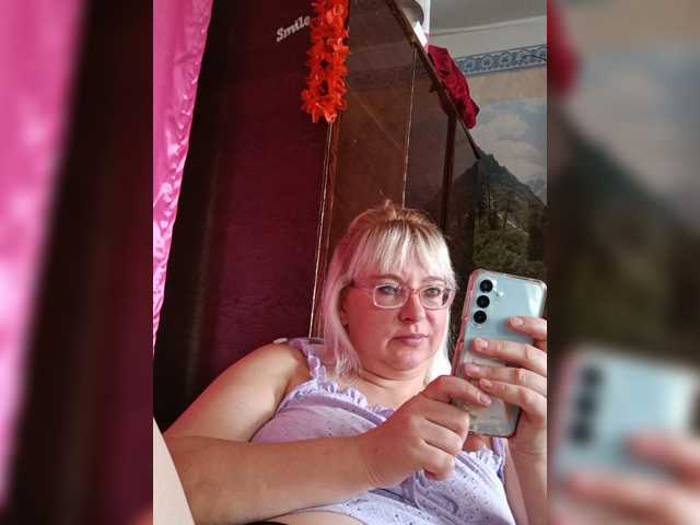 Vika211 live cam on BongaCams