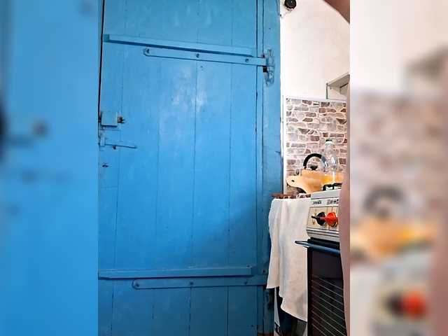 Vika211's BongaCams show and profile