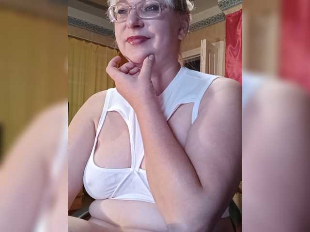 Vika211 live cam preview