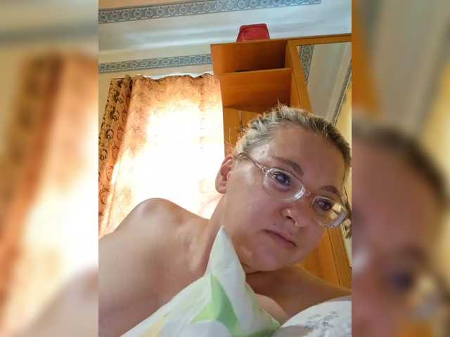 Vika211 live cam on BongaCams