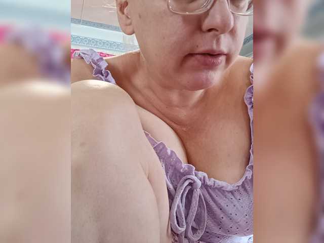 Vika211 live cam on BongaCams