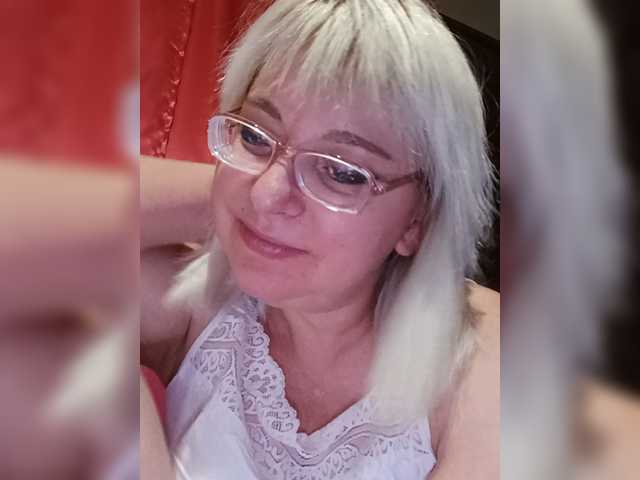 Vika211 live cam on BongaCams