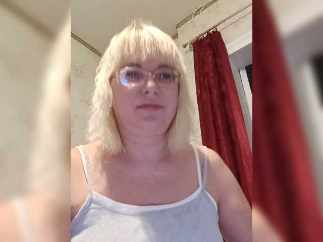Vika211 live cam preview