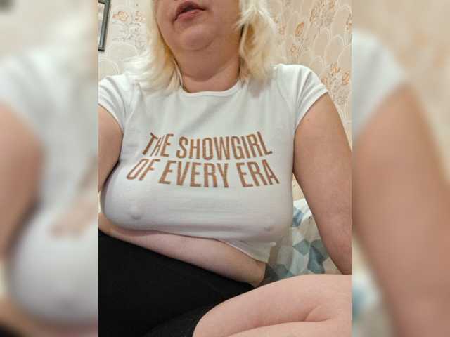 Vika211 live cam preview