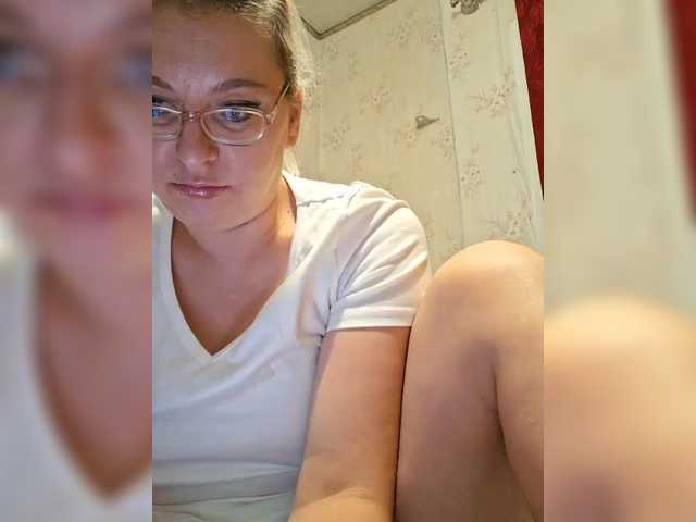 Vika211 live cam preview