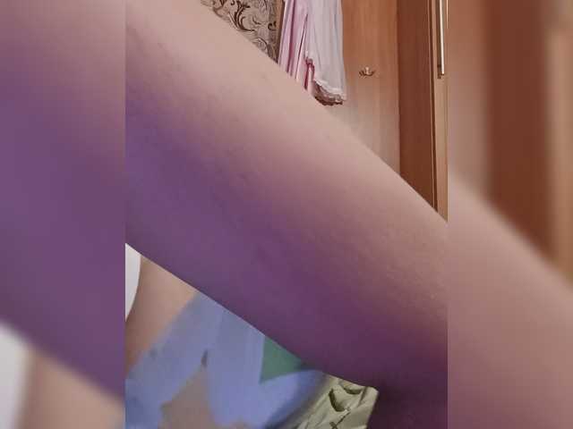 Vika211 live webcam show