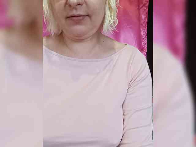 Vika211 webcam