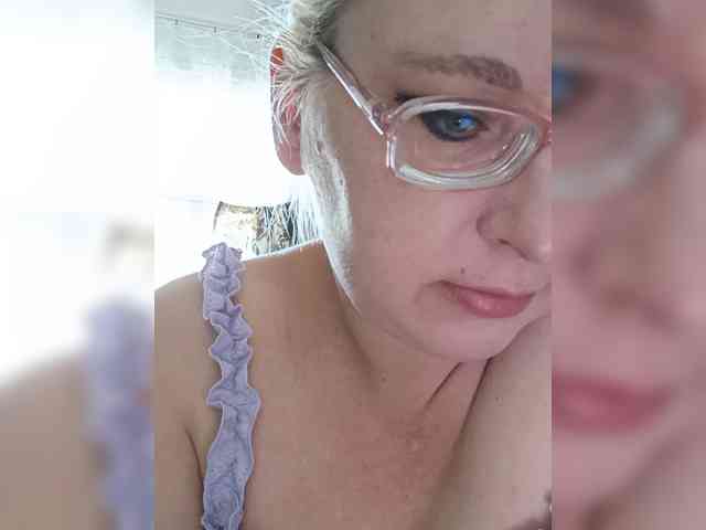 Vika211 webcam
