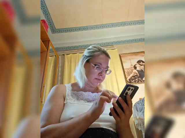Vika211 webcam