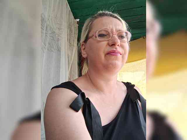 Vika211 webcam