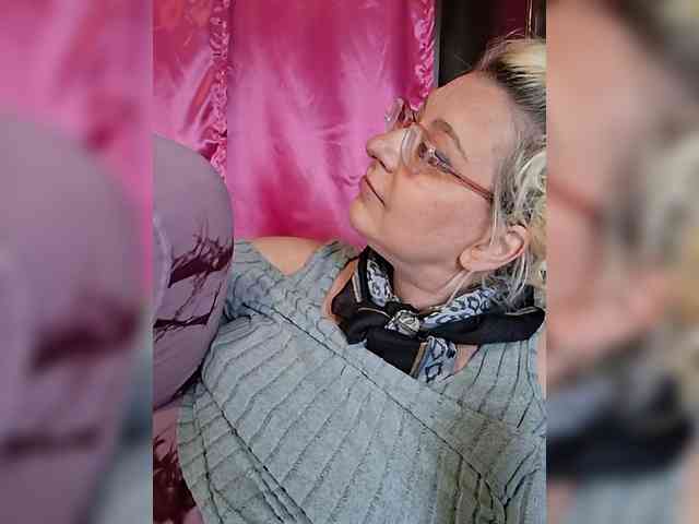 Vika211 webcam