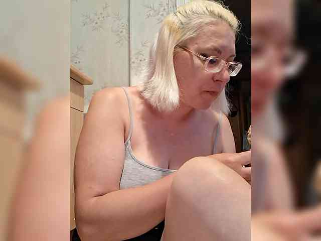 Vika211 webcam