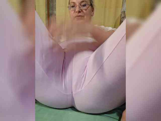 Vika211 webcam