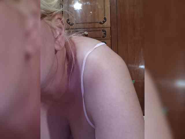 Vika211 webcam