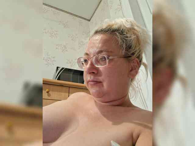 Vika211 webcam
