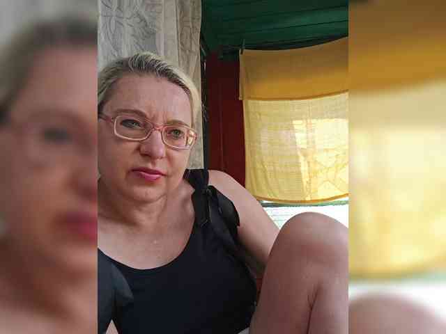 Vika211 webcam