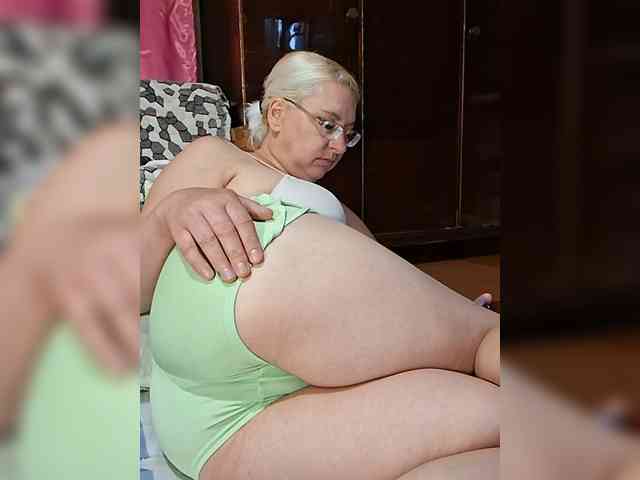 Vika211 webcam