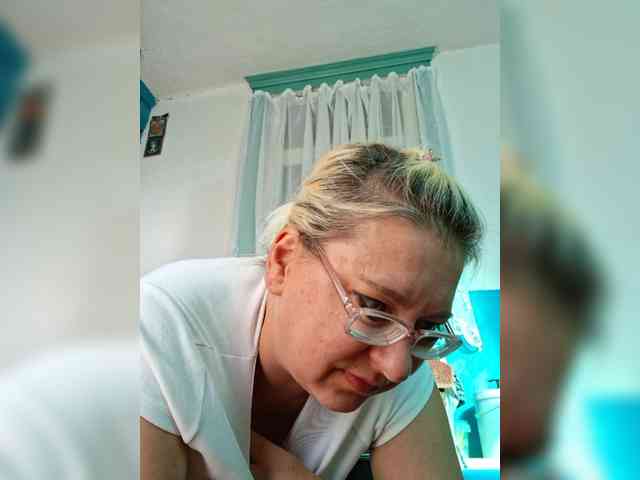 Vika211 webcam