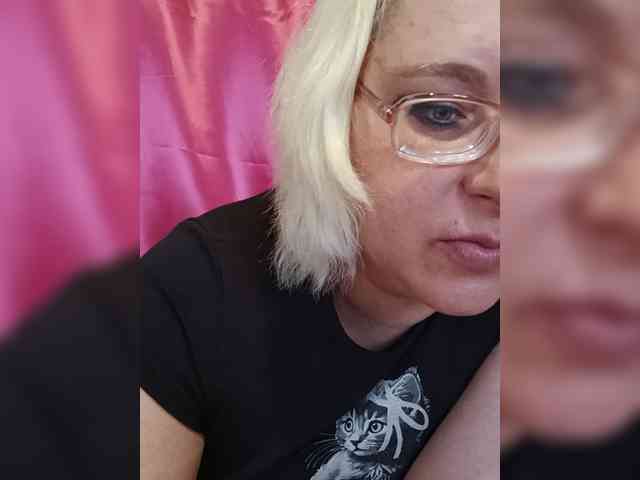Vika211 webcam