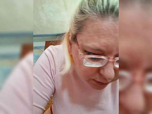 Vika211 webcam