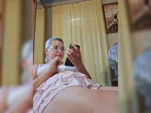 Vika211 webcam