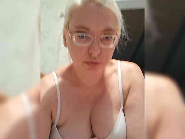 Vika211 webcam