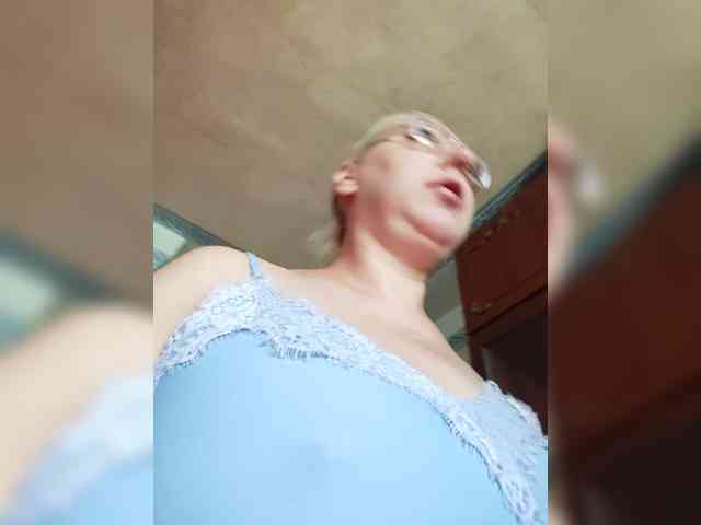 Vika211 webcam