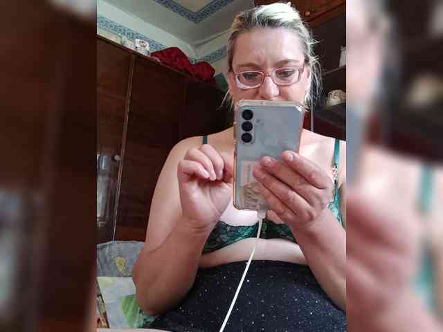 Vika211 webcam