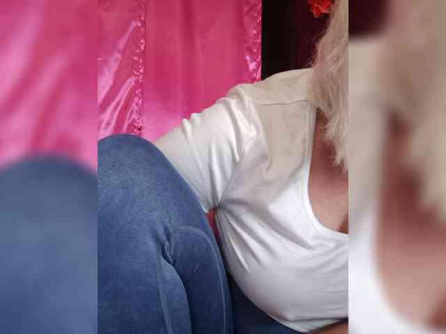 Vika211 webcam