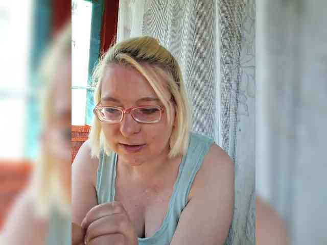 Vika211 webcam