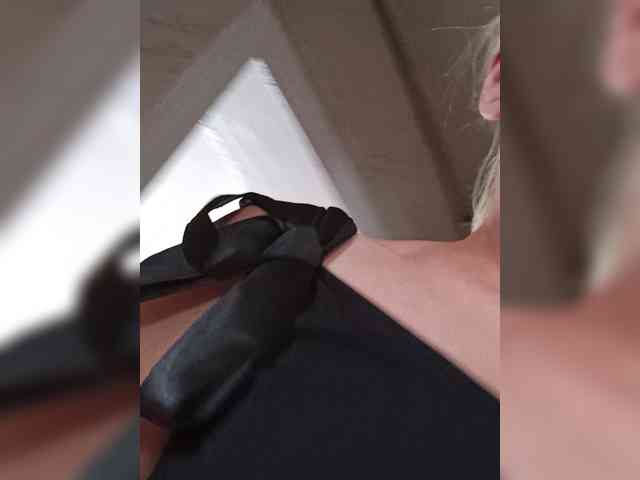 Vika211 webcam