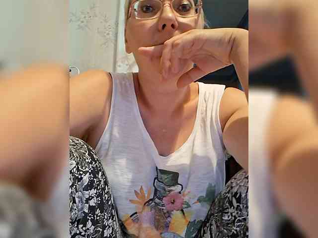 Vika211 webcam