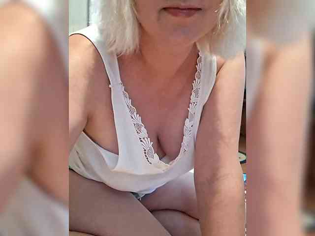 Vika211 webcam