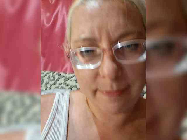 Vika211 webcam