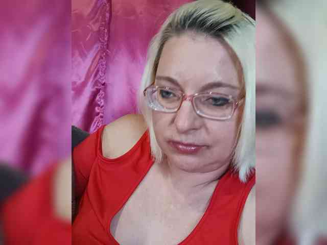 Vika211 webcam